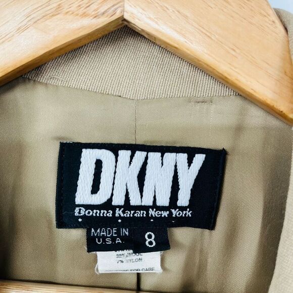 DKNY Blazer Jacket Tan Single Breasted Long Sleeve Wool Blend Womens Size 8 - Picture 7 of 9